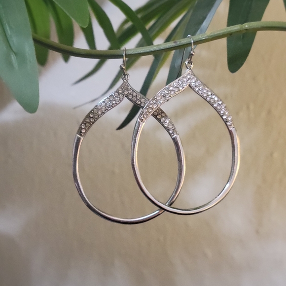 EXPRESS Earrings - Picture 2 of 4